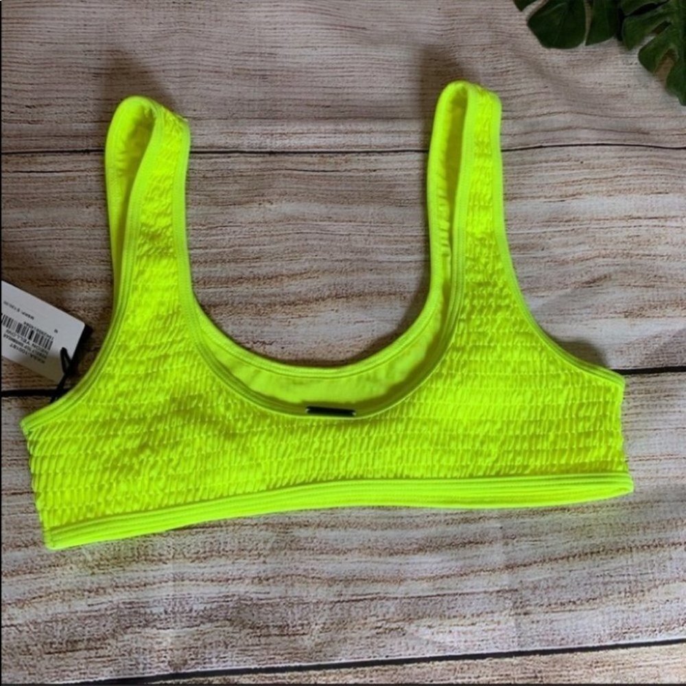 Kendall + Kylie Henely Top Swimsuit Bikini - Picture 7 of 9